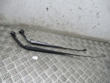 2018 MITSUBISHI OUTLANDER PHEV HYBRID MK3 ESTATE PAIR OF FRONT WIPER ARMS *7950