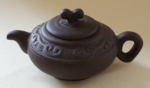 Chinese Yixing brown glaze vintage Victorian oriental antique small teapot
