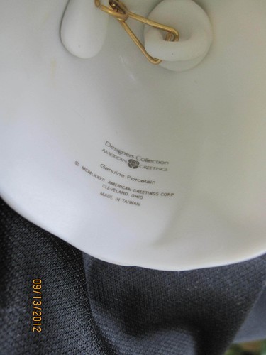 Vintage American Greetings Genuine Porcelain Rose Petal Bell - 1982 - Picture 5 of 5