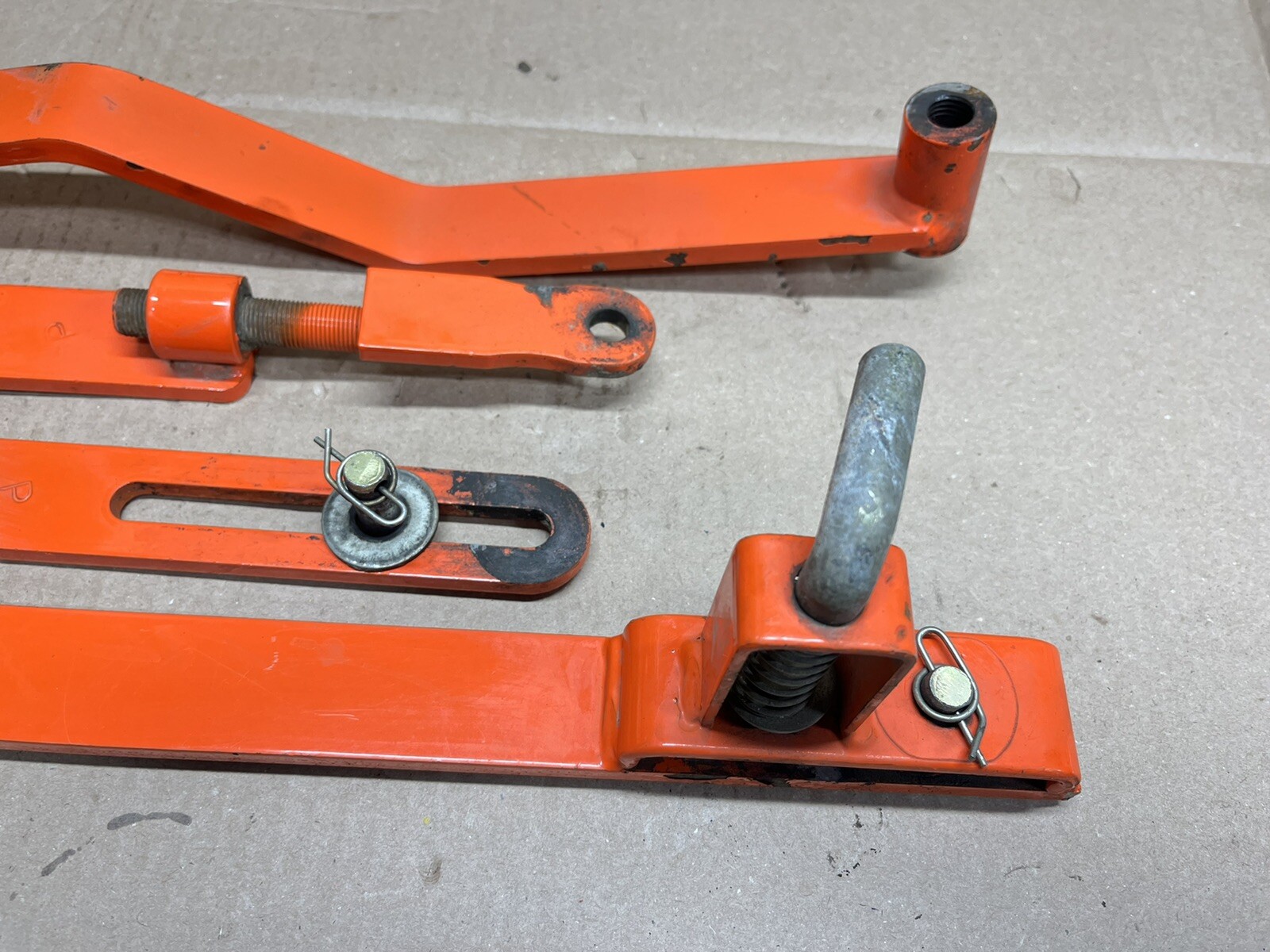 Kubota G2160 Garden Tractor Mower Deck Lift Arms Left & Right Side