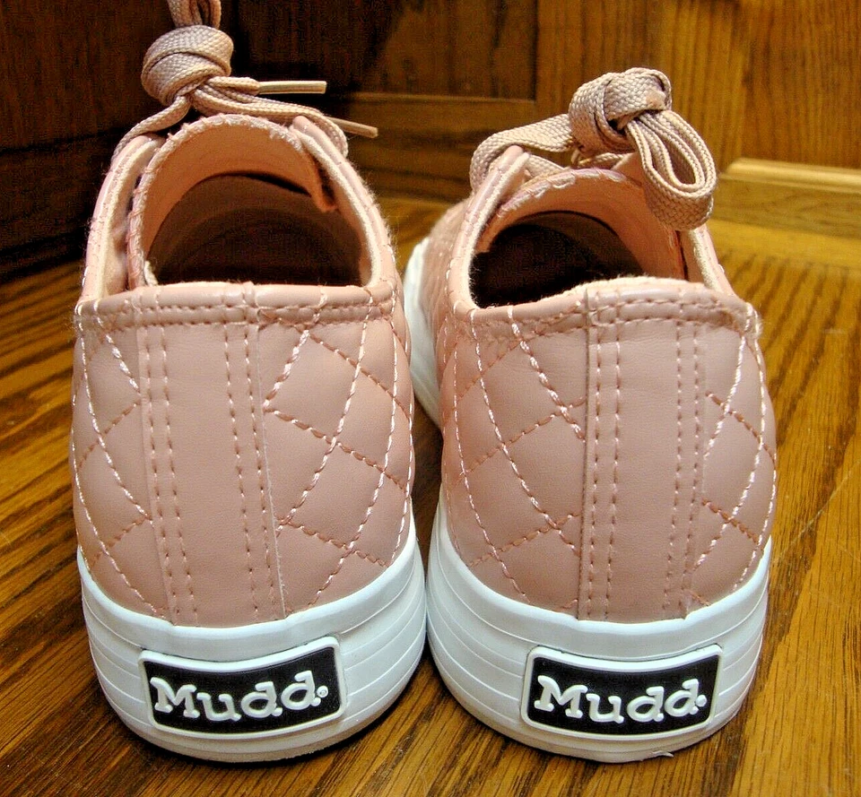 Mudd Ladies Pink/White Tennis Shoes~Quilted Beyley Design Sz 8.5 Lace Up     873 - Image 4 of 4