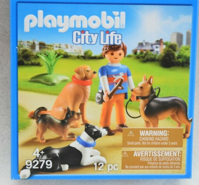 playmobil dog walker