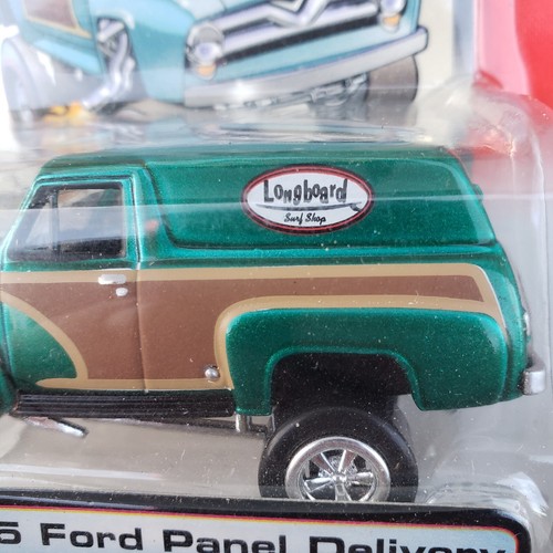 Johnny Lightning Street Freaks Zingers '55 Ford Panel Delivery - Picture 3 of 10