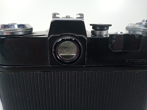 Vintage Zenit E Film Camera Serial Number 77258739 - Picture 8 of 24