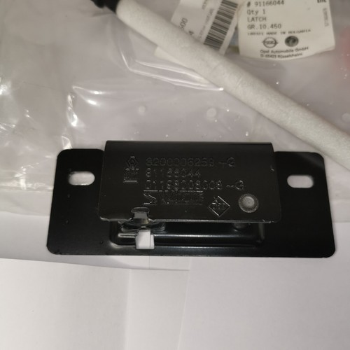 Genuine Vauxhall Vivaro B Upper Rear Right Door Lock Latch Striker Roof 91166044 - Picture 4 of 5