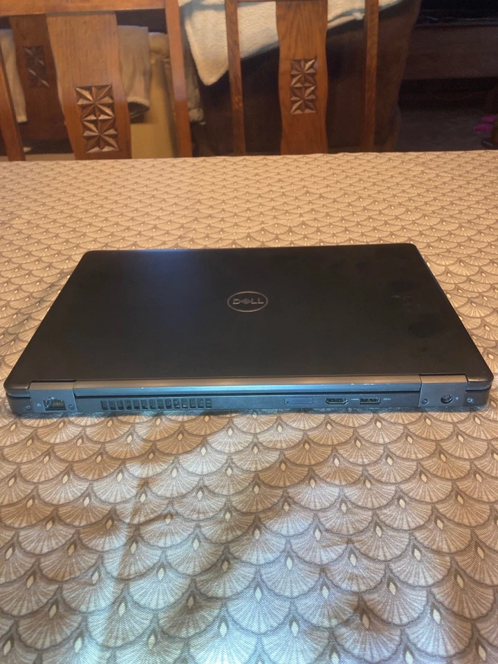 Dell Latitude 5490 · i5-7300U · 32GB · 256GB, photo 3 sur 4