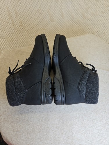 TOE WARMERS Canada Trek Women's Boot Hiker Active Black Comfort Sz 10W NWOB - Picture 5 of 12