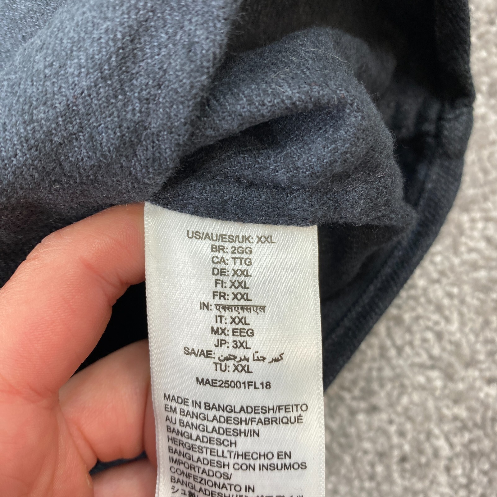 Amazon Essentials Regular Fit Button Up Shirt Men… - image 4