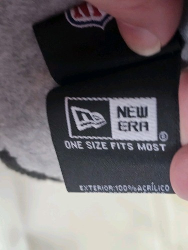 Cleveland Browns New Era Salute To Service Beanie Hat - Picture 11 of 11