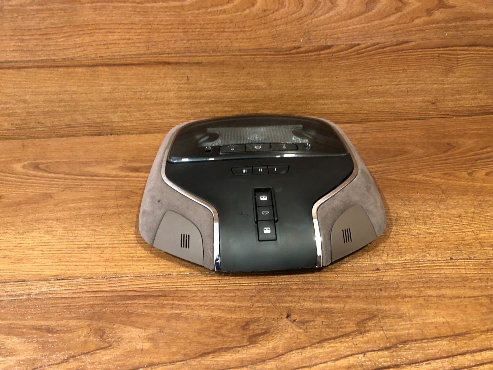 2014-2017 MASERATI QUATTROPORTE OVERHEAD CONSOLE DOME HOMELINK LIGHT SWITCH OEM