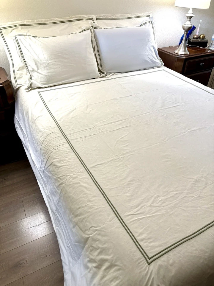 Edredón Restauración Hardware Hotel Gris Punto Satinado Blanco Queen + 4 Fundas ~ Italia Foto 3 de 4