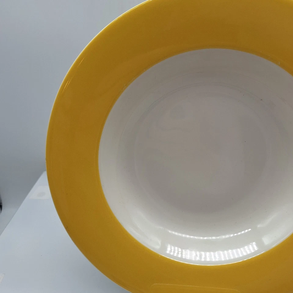 Tazón de sopa de caja y barril Hamptons borde amarillo 9 1/4" borde amarillo centro blanco Foto 2 de 4