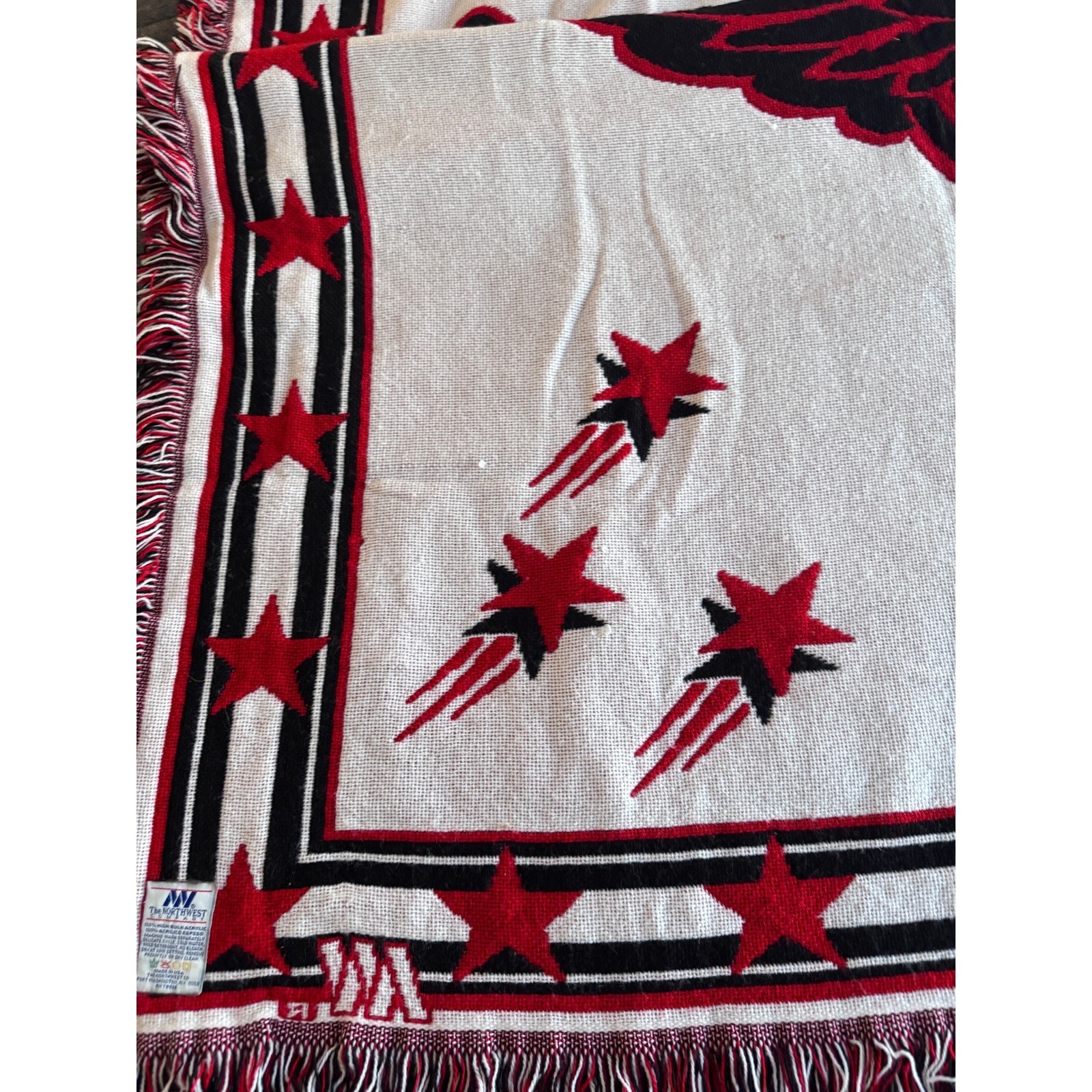 The Northwest Company NHL Detroit Redwings Black Heavy Acrylic Blanket 6' x 4'