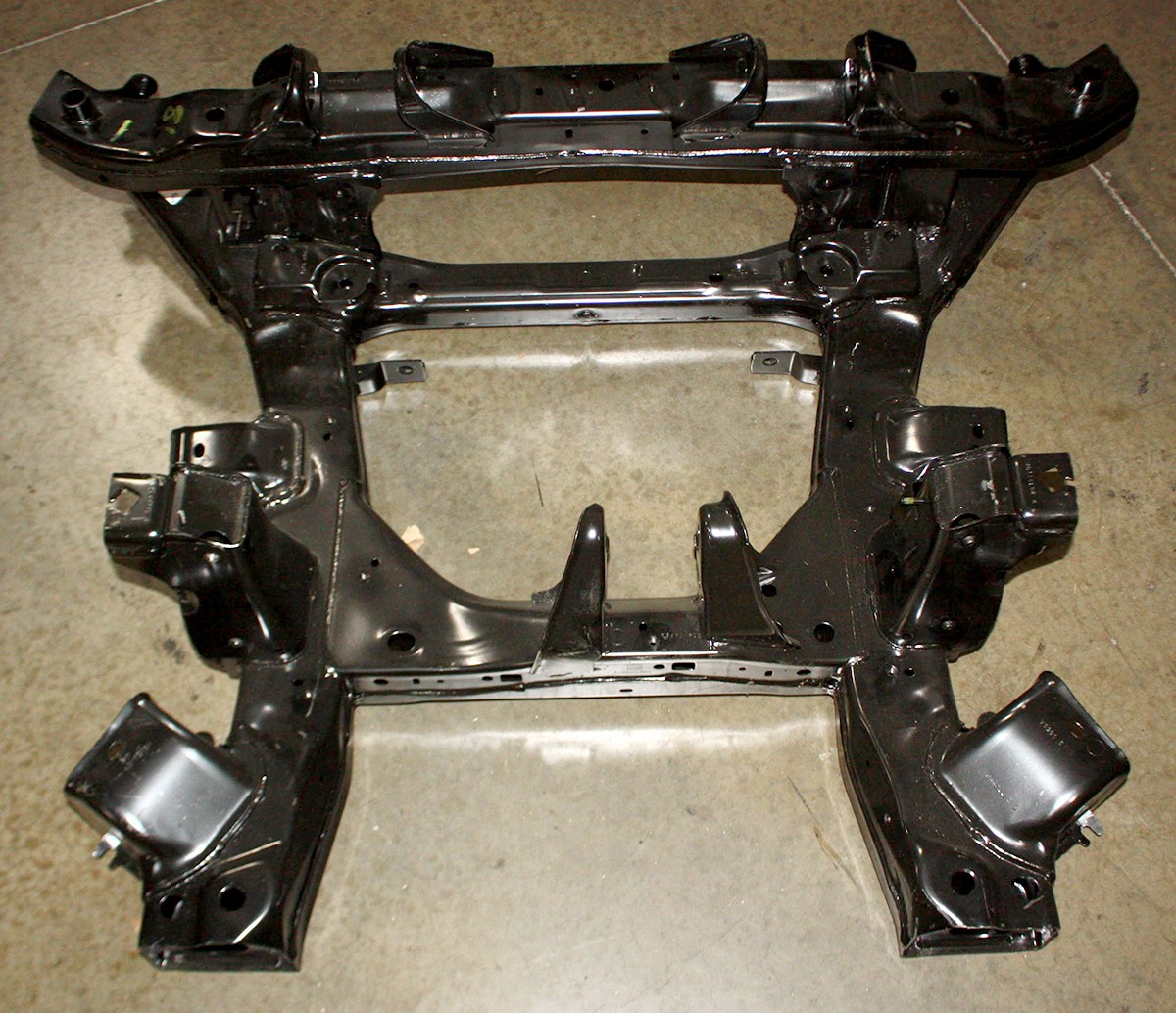 5.4　② 87839412 OEM Suspension Crossmember K Frame For Cadillac Lyriq