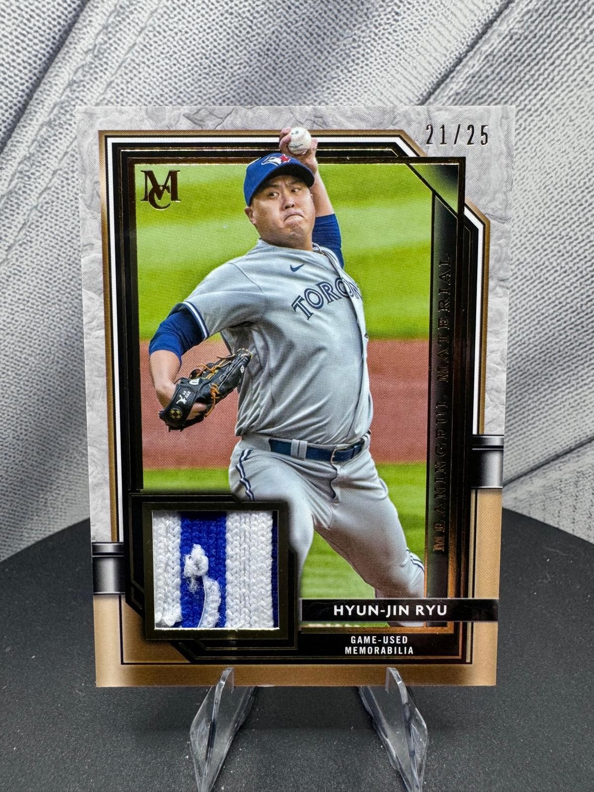 '21 Topps Museum Collection #MMR-HR Hyun-Jin Ryu Meaningful Materials #/25