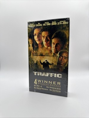 Traffic 2001 VHS Michael Douglas, Benicio Del Toro/slight Damage To Seal On Back