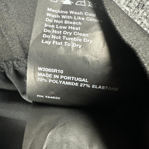 Armario NYC Pantalones Mujer Pequeños Negros Poliamida Elastano Calce Ajustado Cremallera Leggings - Imagen 7 de 10