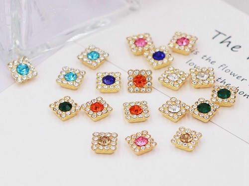 50 Gold Square Crystal Rhinestone Studs 10mm for DIY Bags Shoes Clothes - Picture 7 of 13