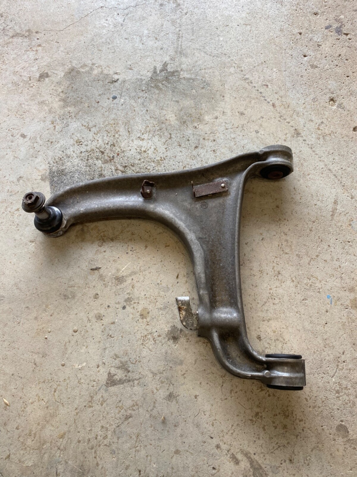 08-17 MASERATI granturismo REAR RIGHT PASSENGER SIDE LOWER CONTROL ARM OEM