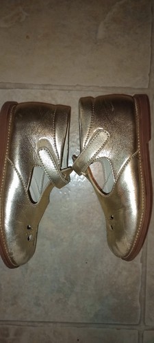 Felix And Flora Size 10 Toddler Gold T Strap Hook & Loop Mary Jane Shoes - Picture 2 of 5