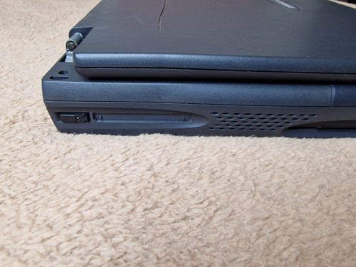 Vtg Compaq Presario 1230 Laptop For Parts Read Description - Picture 6 of 19