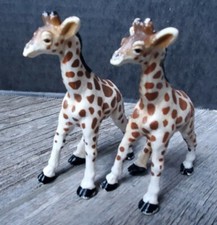 Lot Of 2 Safari Limited Giraffe Calfs Wild Animal Educational Toy Figures 3.75