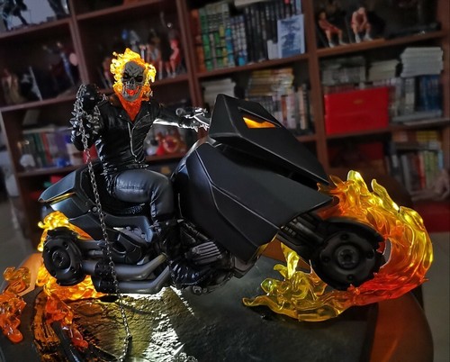 Iron studios 1/10 Ghost Rider Motorcycle Figure limited edition model Statue - Picture 1 of 9