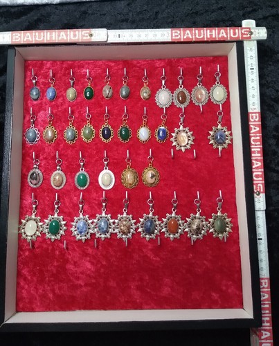 36-teilges Schmuck-Konvolut - Anhänger - Neu - Halbedelsteine mit Schaukasten - Bild 6 von 11