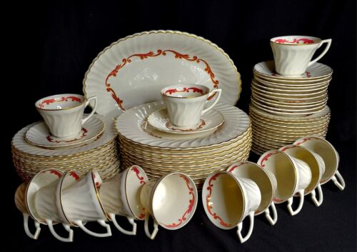 Stunning MCM Syracuse BAROQUE MAROON 52 Piece Place Setting for 11 - Picture 2 of 20