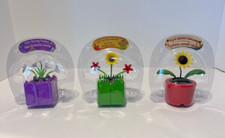 Solar Powered Dancing Lot of 3 Sunflowers Daffodils New