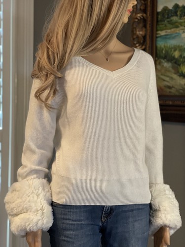 womens DIAGRAM soft ivory knit 36 Medium Rabbit Fur Cuff pullover v neck Sweater - Picture 6 of 12