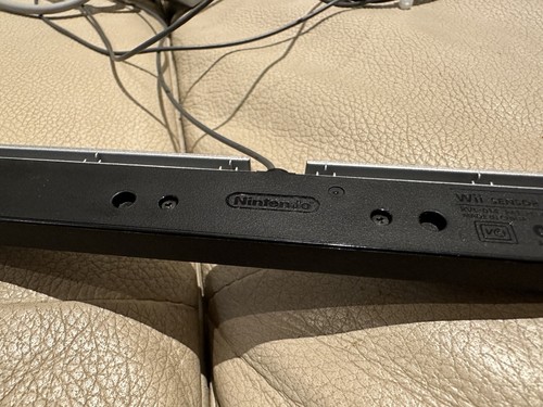 Nintendo Wii Console Bundle RVL-001 White GameCube Compatible Controller + Cords - Picture 11 of 12