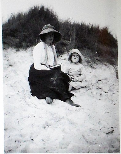 Selected Letters of Vanessa Bell, ed. by Regina Marler 1st Trade PBk Printing - Picture 6 of 8