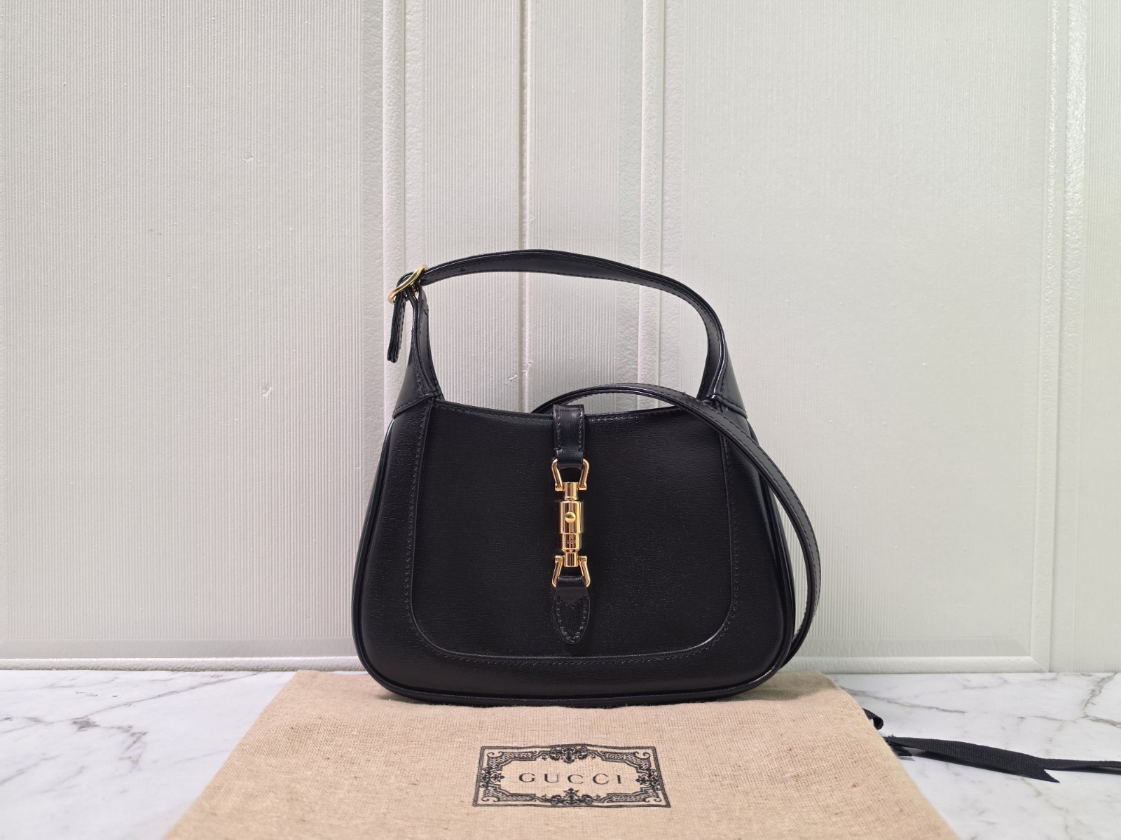 Authentic Pre-owned Gucci Jackie 1961 Mini Black