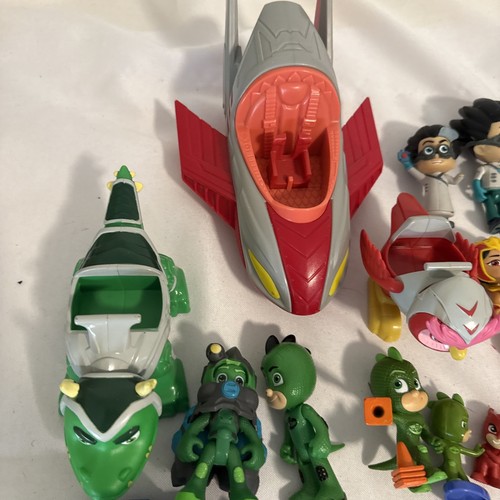 PJ Masks Figures & Vehicles Lot of 26 - Picture 3 of 7