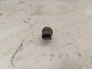 VW TRANSPORTER V T5 Furgon Kühlmitteltemperatursensor 06A919501 2.46 31038897