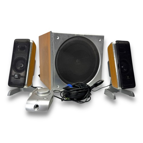 Głośniki biurkowe Logitech Z3 S-0085A Wood Grain z przewodowym pilotem i sub *PRZECZYTAJ