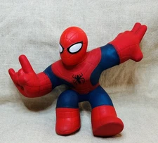 Heroes of Goo Jit Zu Spider-Man Marvel Super Stretchy Action Figure Toy, Moose