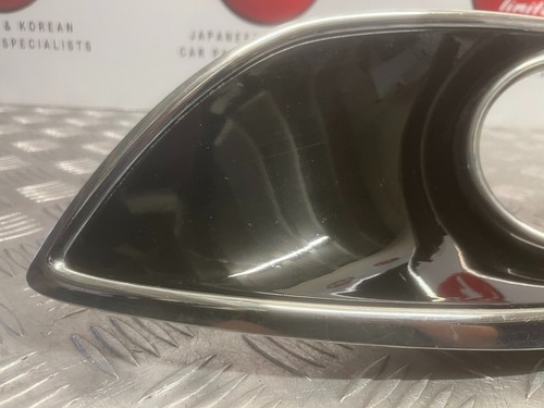HYUNDAI IX35 2010-2015 GENUINE PASSENGER SIDE FOG LIGHT COVER - Picture 2 of 13