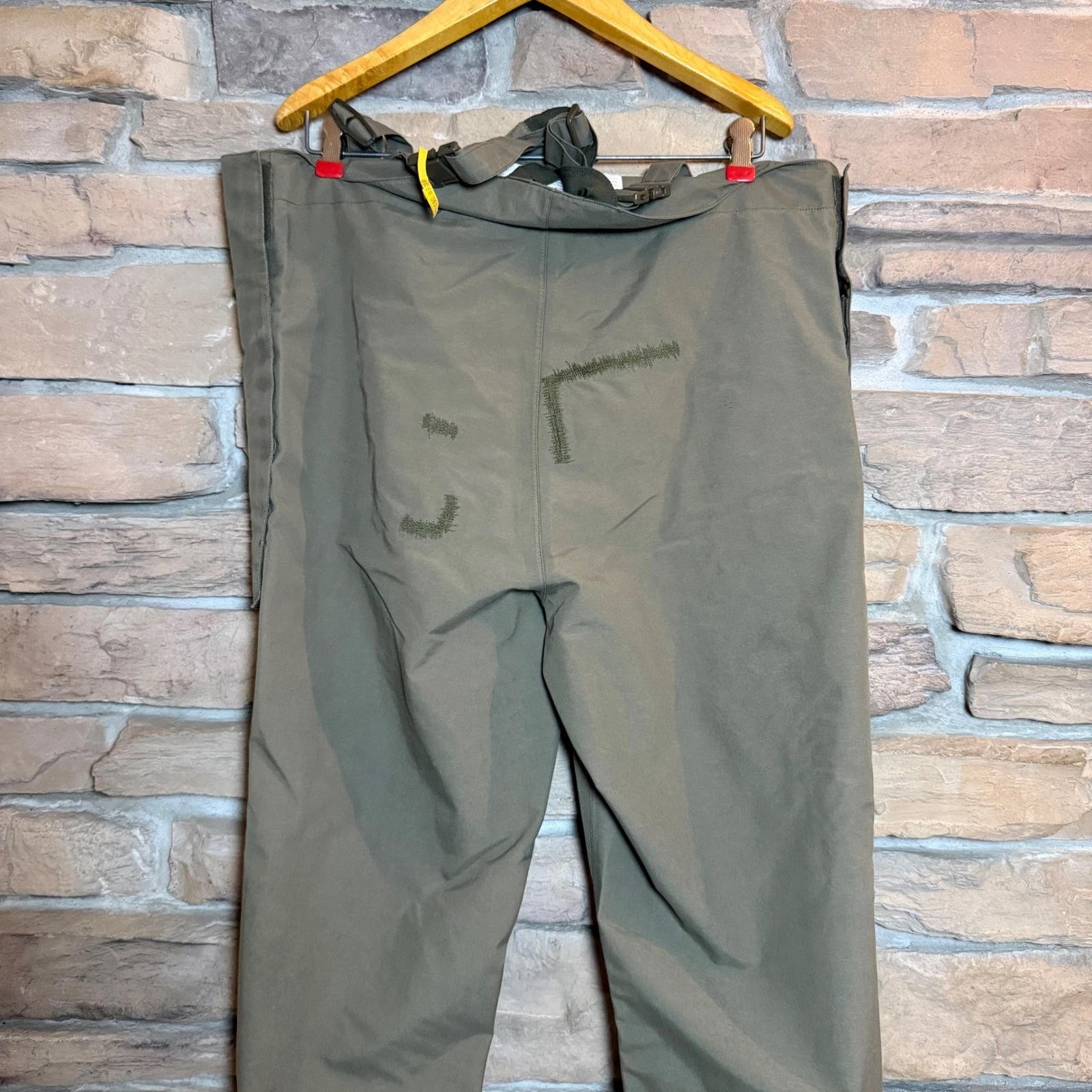 German Army Gore-Tex Rain Pants Overpants Suspenders Military Surplus
Opens in a new window or tab