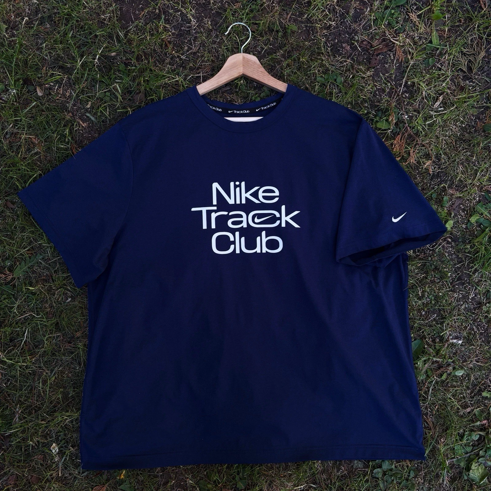 Nike Track Club Big Graphic T Shirt Navy White (2XL) Y2K