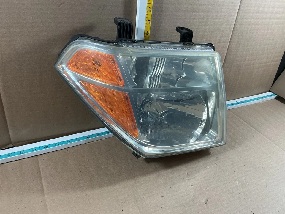 Faro lateral pasajero Nissan Pathfinder 2005-2008 114-59413R OEM Foto 2 de 4