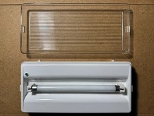 Lampada di emergenza OVA 6W con batterie da sostituire