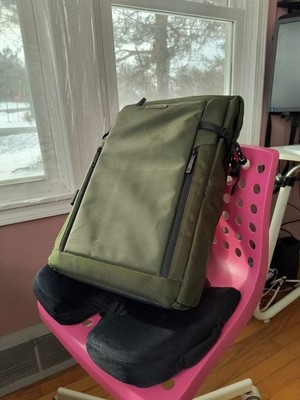 Vanguard VEO Select 49 Backpack (Green) (used)