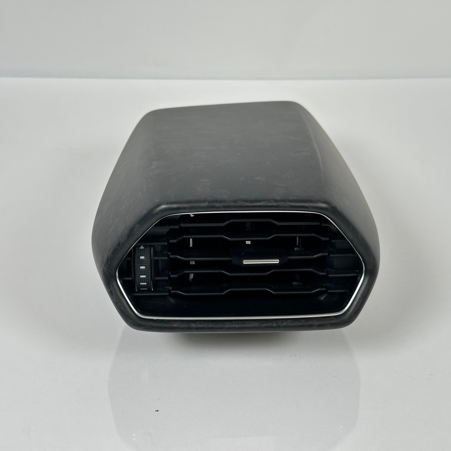 OEM Genuine Lamborghini 4T0819903B Forged Carbon B/M Air Vent Right for Huracan