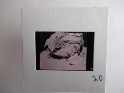 Astronomisches 35mm Zelluloid Dia Apollo 17 Mondfelsen mit Rissen