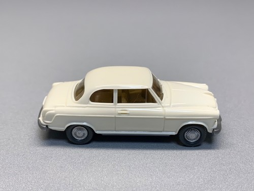 Borgward Isabella Limousine 2-Türer sedan coupe classic car hell Wiking H0 1:87 - Picture 8 of 12