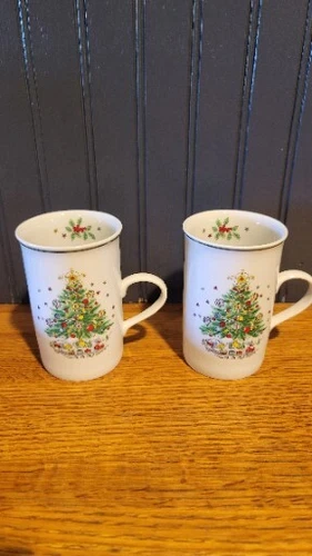 Salem Christmas Eve Porcelain Set Of 2 Tall Mugs In Box 1984 Christmas Tree