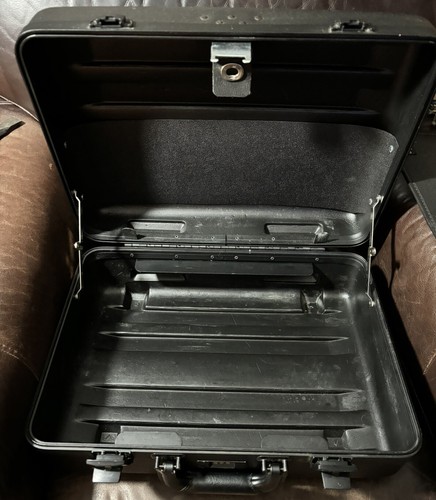 Chicago Case Company Heavy Duty Black Tool Case 18” x 13” x 8" With Inserts USA - Picture 12 of 13