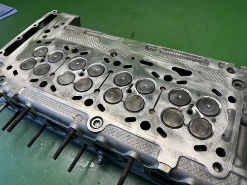 IVECO DAILY Cylinder Head Mk6 3.0 JTD F1CFL411F, 502295007 5802114243 - Picture 3 of 8